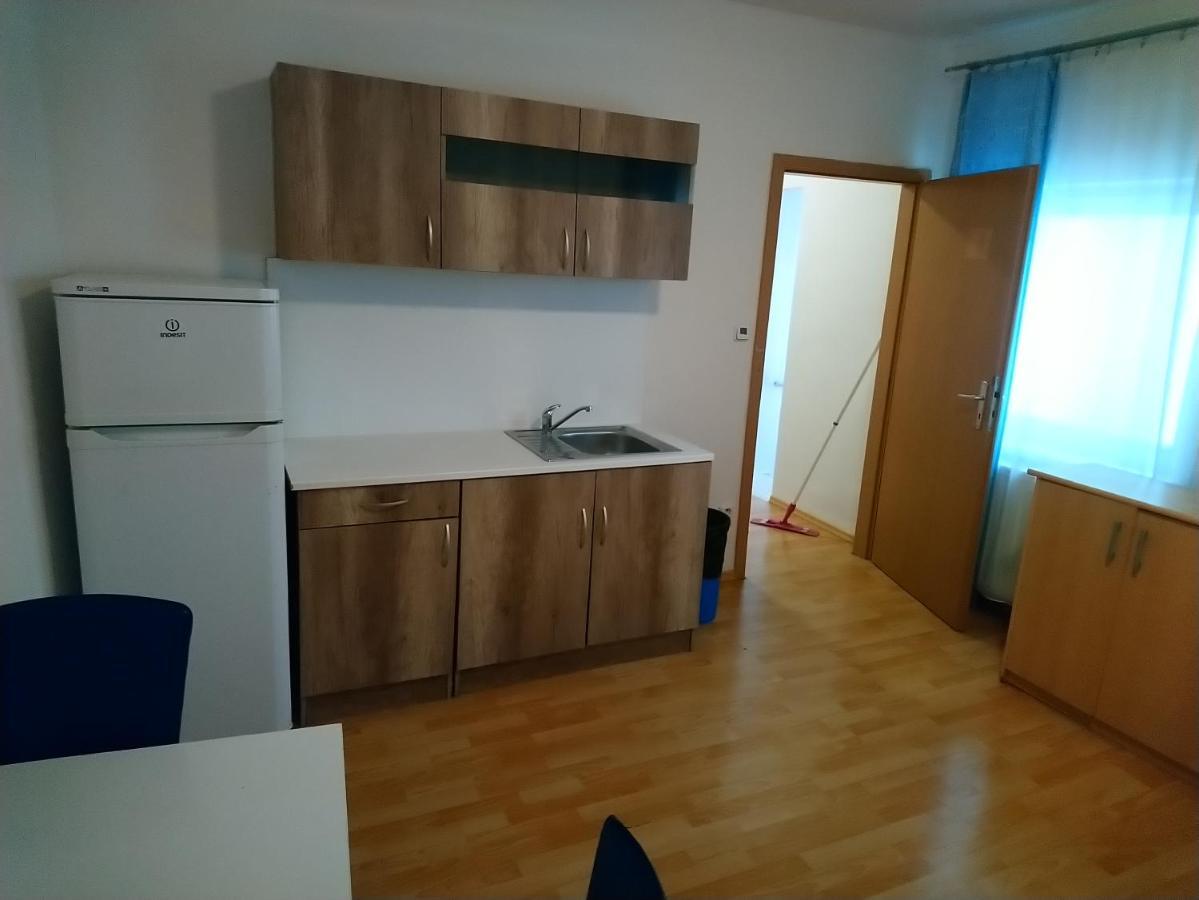 City Hostel Bratislava Extérieur photo